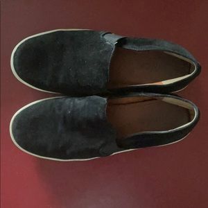 Vince Suede Slip On Sneakers Size 7